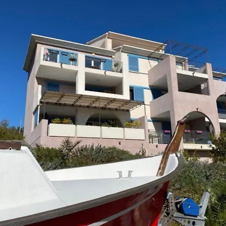 Repos A Rousse LʼÎle-Rousse